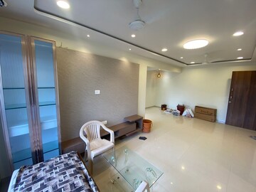 Room in 2.5 BHK Apartment at Arihant Residency Sion, Sion – for Sale