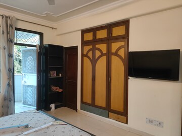 Master Bedroom in 3 BHK Apartment at Park Royal Apartment, Sector 56 – for Rent