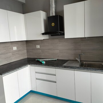 2 BHK Apartment For Rent in Pyramid Fusion Homes, Sector 70a
