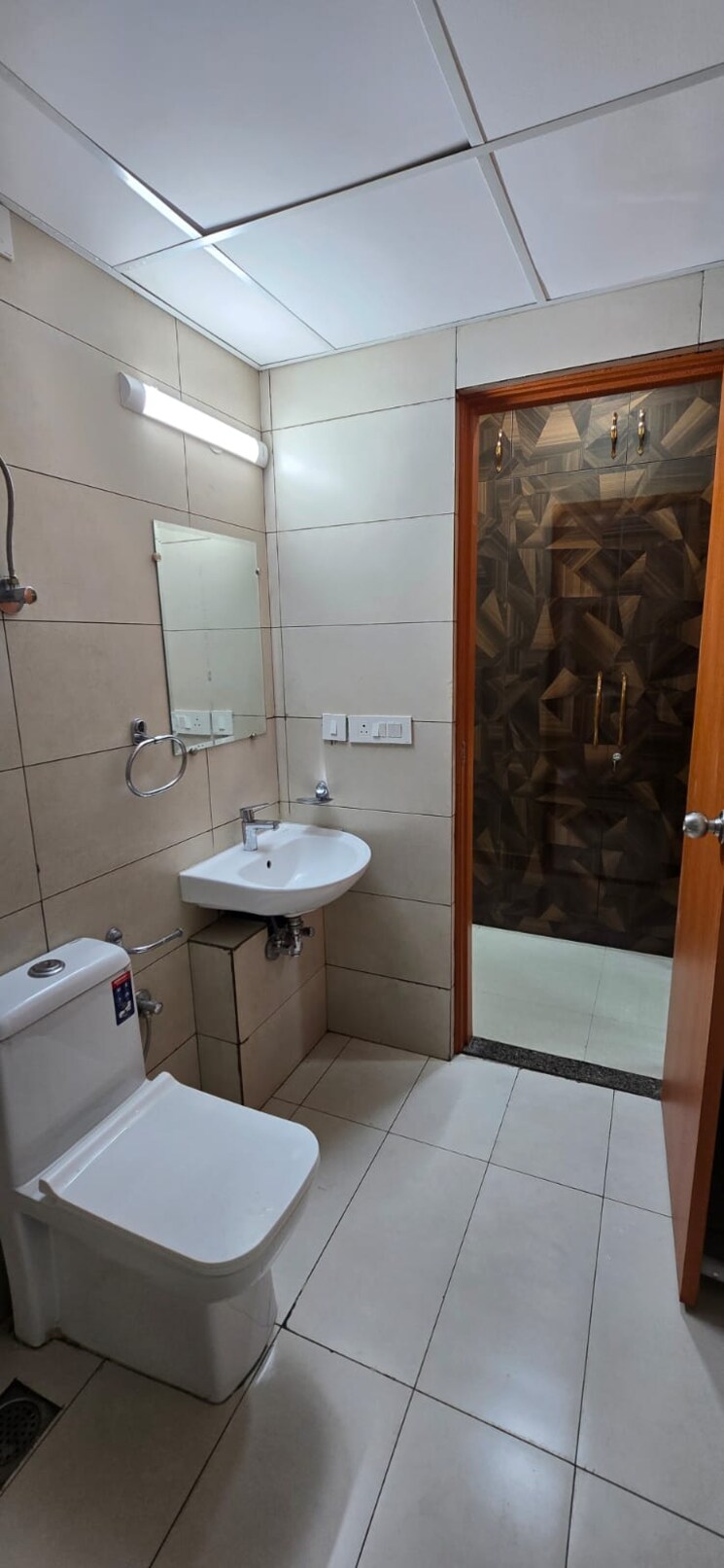 Bathroom, tata-eureka-park 3 Bedroom 1575 Sq.Ft. Apartment In Sector 150 Noida 7913041