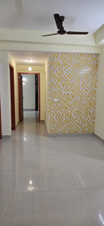 Room in 3 BHK Apartment at Tata Eureka Park, Sector 150 – for Sale