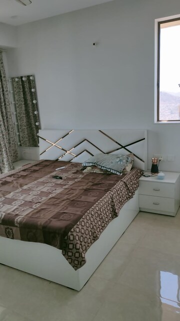 Bedroom in 2 BHK Apartment at Runwal Bliss, Kanjurmarg East – for Rent