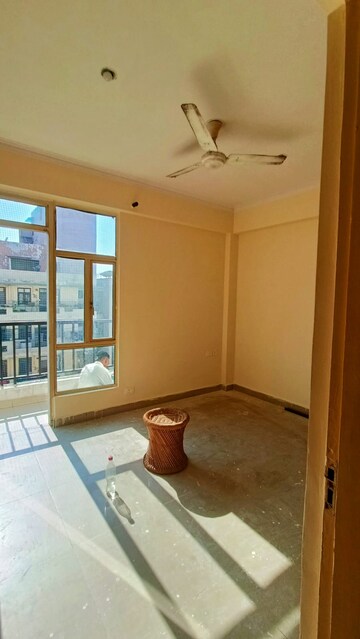 Living Room in 3 BHK Apartment at Jaipuria Sunrise Plaza, Ahinsa Khand 1 – for Rent