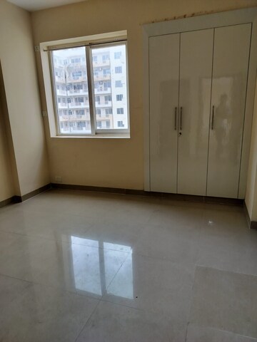 Room in 3 BHK Apartment at Ansal Height 86, Sector 86 – for Rent