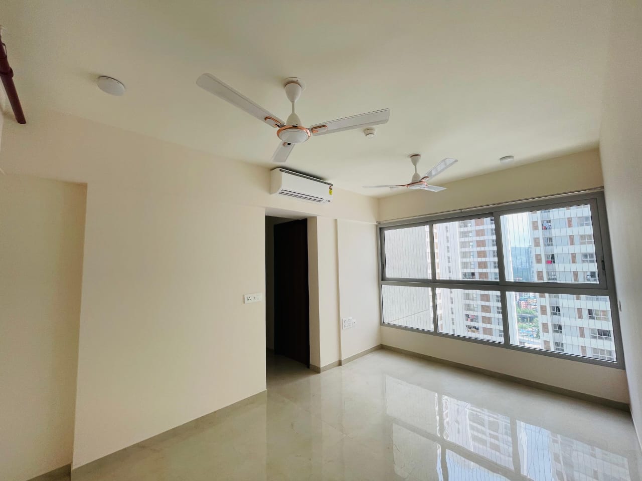 2 BHK Apartment For Sale in Piramal Vaikunth