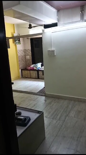 Furnished Amenities in 1 RK Apartment at Datar Mansion CHS, Santacruz East – for Sale