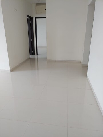 Room in 2 BHK Apartment at Nyati Esplanade, Bavdhan – for Sale