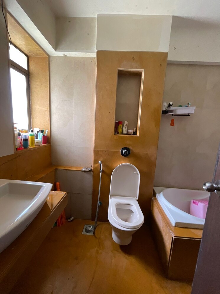 Bathroom, acme-ozone 2 Bedroom 1050 Sq.Ft. Apartment In Manpada Thane 7913047