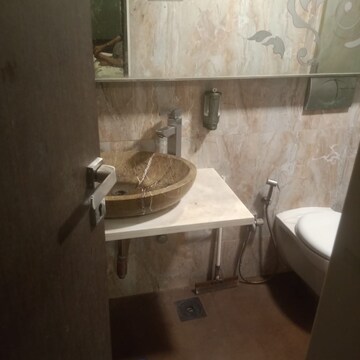 Bathroom in 2 BHK Apartment at Shree Mahavir Darshan, Lower Parel – for Rent