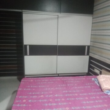 Bedroom in 2 BHK Apartment at Shree Mahavir Darshan, Lower Parel – for Rent