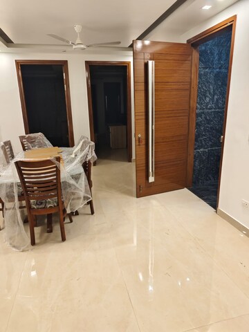 Living Room in 3 BHK Builder Floor at DLF Atria, Dlf Phase ii – for Rent