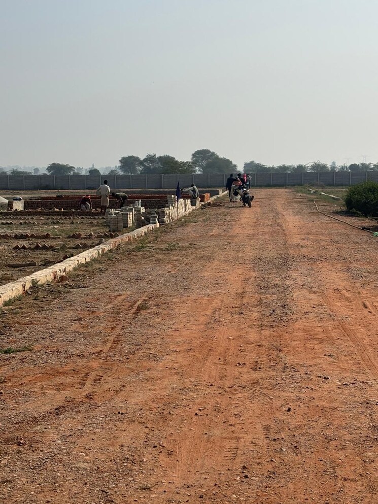 undefined, upsidc site b  50 Sq.Yd. Plot In Upsidc Site B Greater Noida 7913166