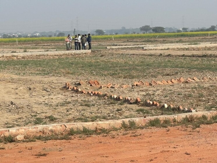 undefined, upsidc site b  50 Sq.Yd. Plot In Upsidc Site B Greater Noida 7913166