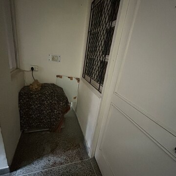 Bathroom in 1 BHK Builder Floor at Kotla Mubarakpur – for Rent