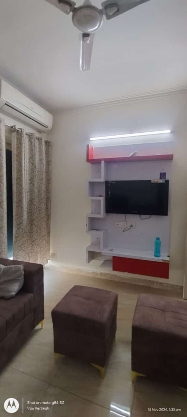 Living Room, gaur-city-2-14th-avenue 3 Bedroom 1300 Sq.Ft. Apartment In Sector 16c Greater Noida Greater Noida 7857192