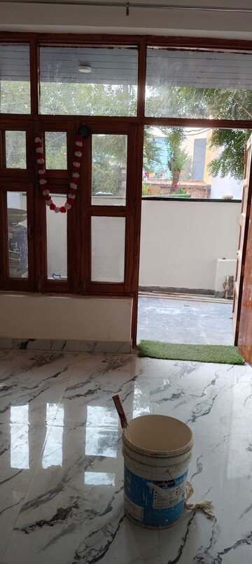 Room in 1 BHK Builder Floor at SS Southend Floors, South City 2 – for Rent