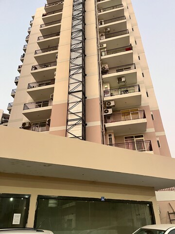  Shop – Exterior View View at Suncity Avenue 76, Sector 76 - for Sale