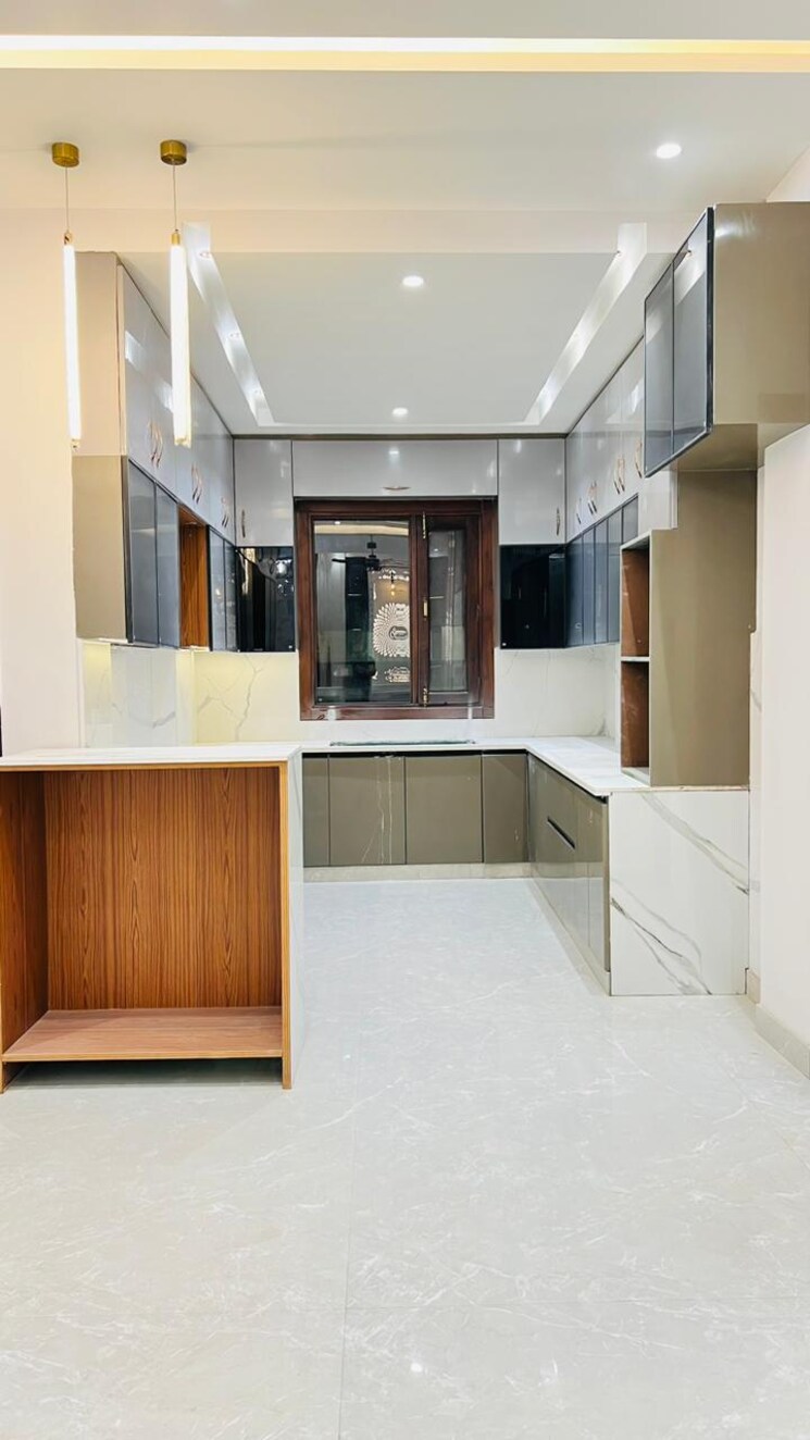 Kitchen, sai-enclave-niti-khand 4 Bedroom 1800 Sq.Ft. Builder Floor In Niti Khand Ghaziabad 7913295