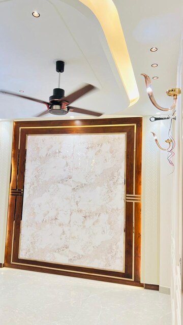 Furnished Amenities in 4 BHK Builder Floor at Sai Enclave Niti Khand, Niti Khand – for Rent