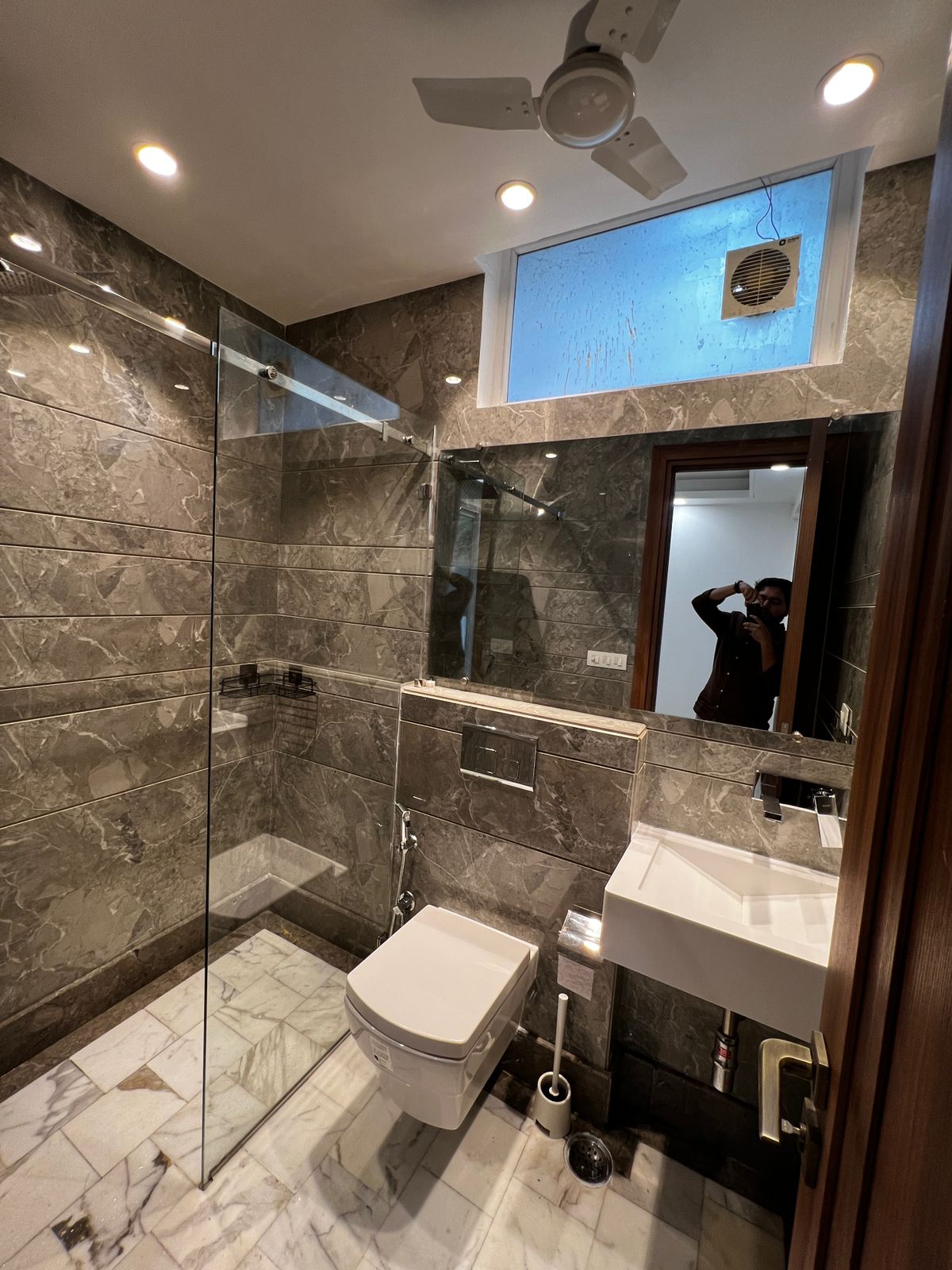 3 BHK Builder Floor For Sale in Lajpat Nagar III