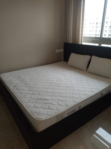 Bedroom in 1 BHK Apartment at Hiranandani Regent Hill, Powai – for Sale