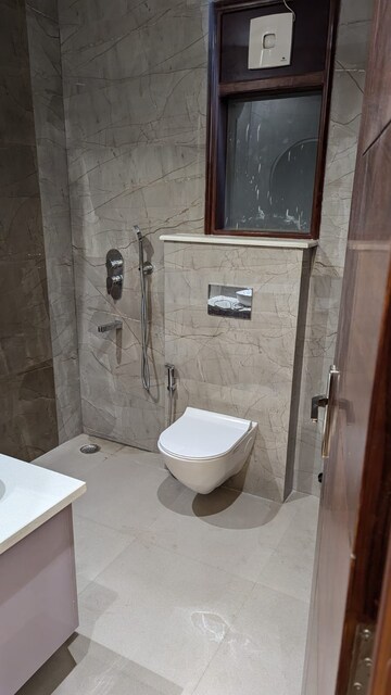Bathroom in 3.5 BHK Apartment at Manmeet Housing Society, Sector 51 – for Rent