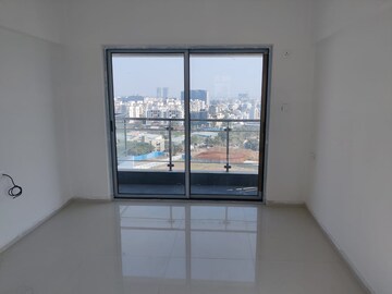 Room in 2 BHK Apartment at Mante Luxor, Baner – for Rent