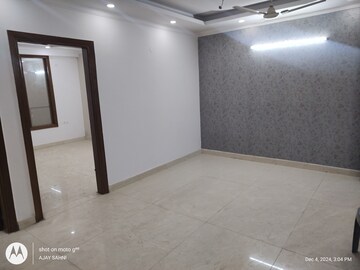Room in 2 BHK Builder Floor at Mehrauli – for Sale