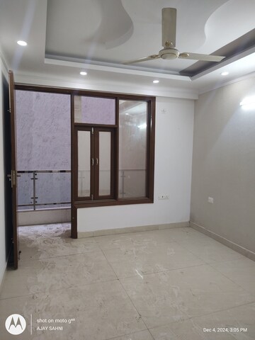 Room in 2 BHK Builder Floor at Mehrauli – for Sale