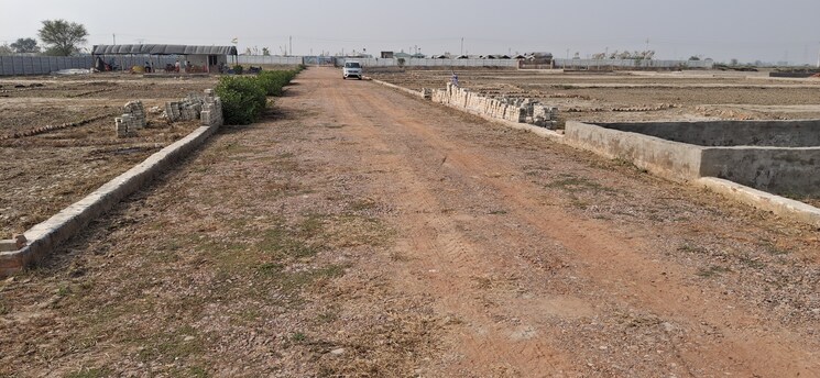 undefined, upsidc site b  60 Sq.Yd. Plot In Upsidc Site B Greater Noida 7913580