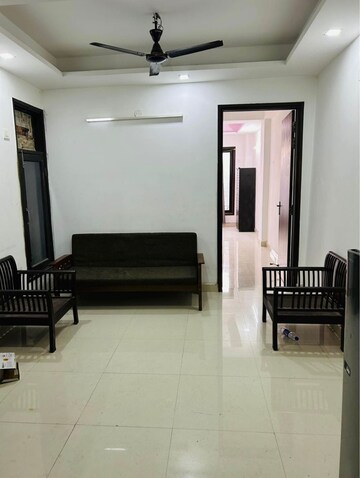 1 BHK Builder Floor For Rent in Saket
