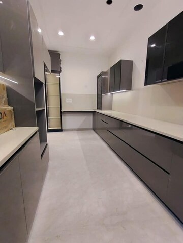 Master Bedroom in 2 BHK Builder Floor at Sector 24 – for Rent