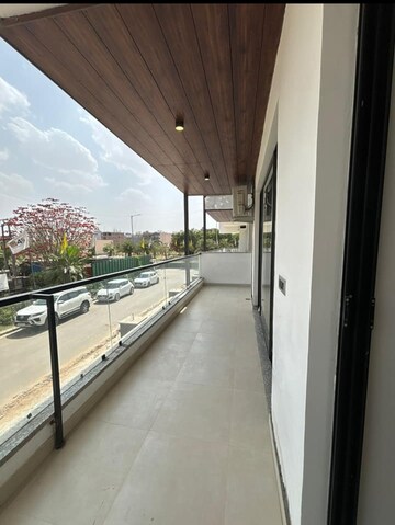 Master Bedroom in 2 BHK Builder Floor at Sector 24 – for Rent