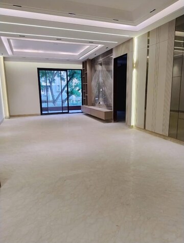 Room in 2 BHK Builder Floor at Sector 24 – for Rent