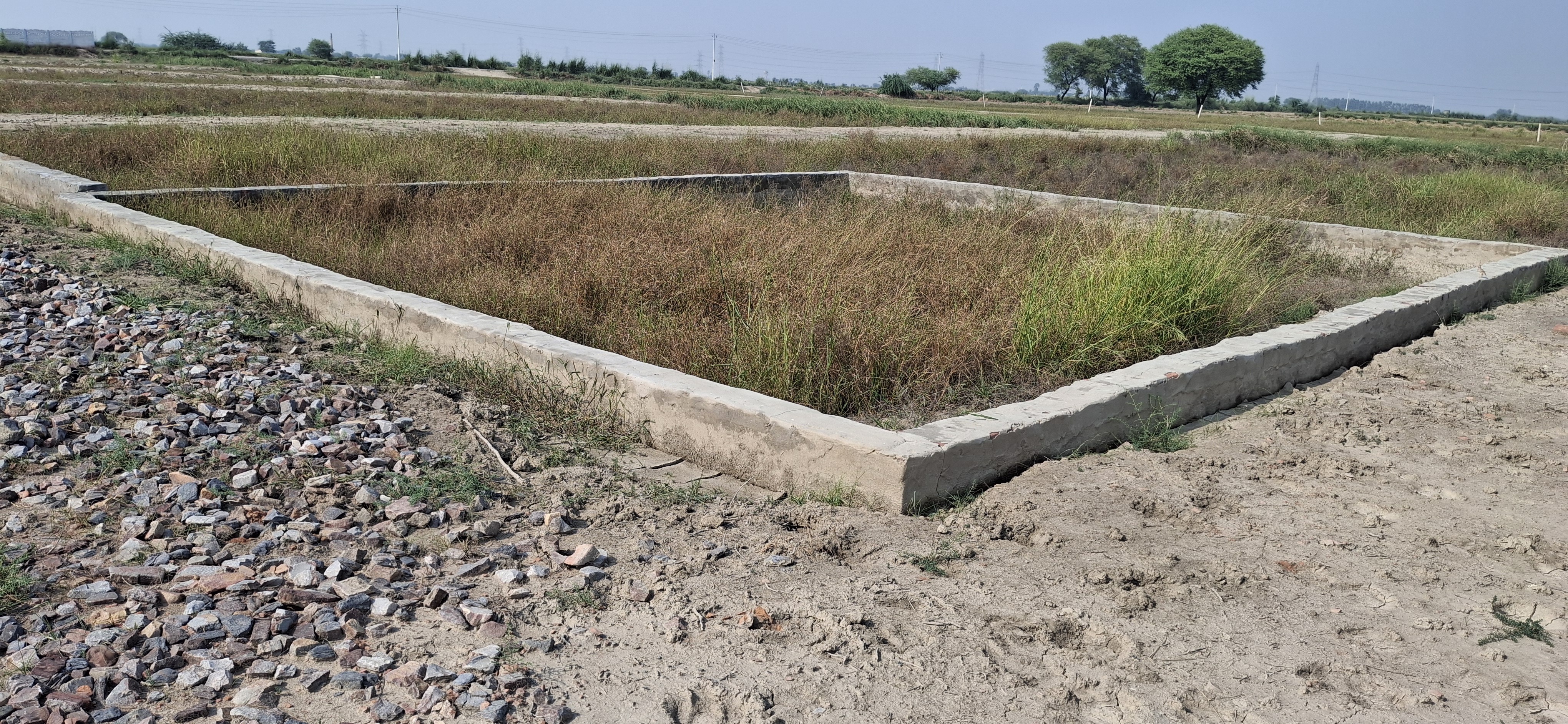 Plot For Sale in Mk Property 