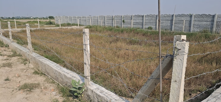 undefined, upsidc site b  200 Sq.Yd. Plot In Upsidc Site B Greater Noida 7913619