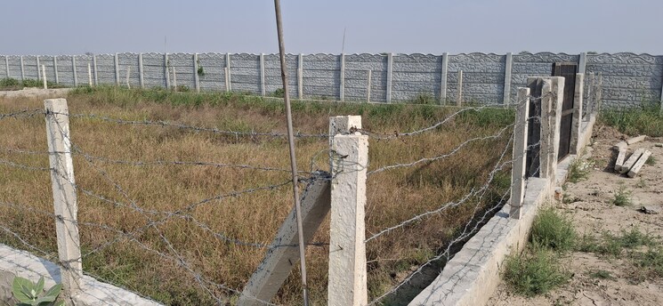 undefined, upsidc site b  200 Sq.Yd. Plot In Upsidc Site B Greater Noida 7913619