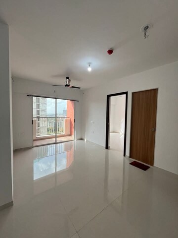 Room in 1 BHK Apartment at Lodha Codename Premier, Dombivli East – for Rent