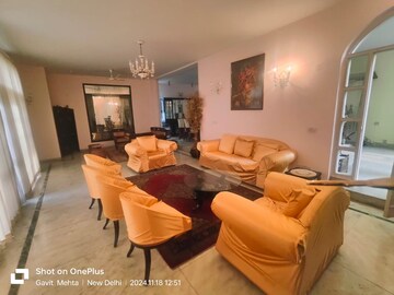 Living Room in 4 BHK Independent House at Sainik Farm – for Rent