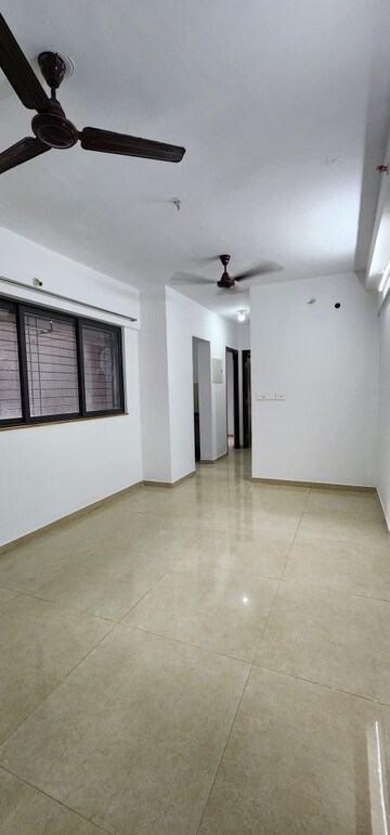 Room in 2 BHK Apartment at Lodha Palava Clara E to I, Dombivli East – for Rent