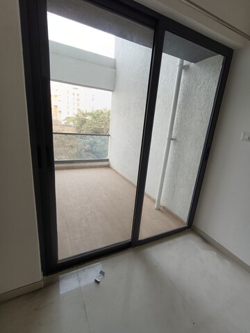 Room in 2.5 BHK Apartment at Arun Sane Orchid Towers, Baner – for Sale