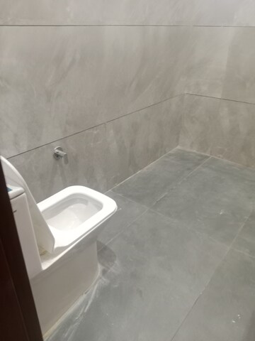 Bathroom in 3 BHK Independent House at Sector 40 – for Rent