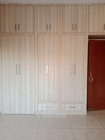 Building Lobby in 3 BHK Independent House at Sector 40 – for Rent