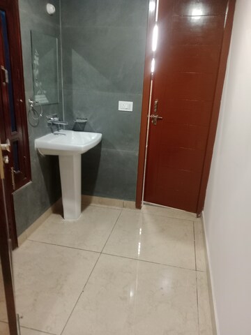 Bathroom in 3 BHK Independent House at Sector 40 – for Rent