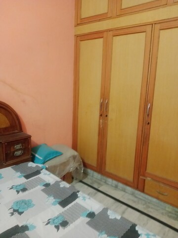 Bedroom in 2 BHK Builder Floor at Gt Road – for Rent