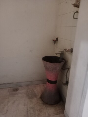 Attached Bathroom in 2 BHK Builder Floor at Gt Road – for Rent