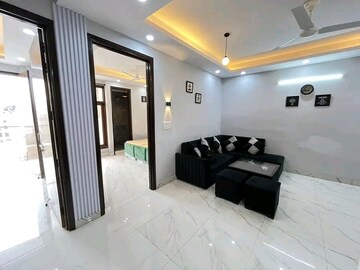Parking in 1 BHK Apartment at Pushp Vihar – for Rent