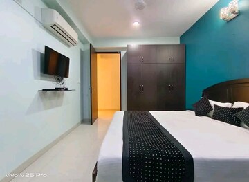 Master Bedroom in 2 BHK Apartment at Pushp Vihar – for Rent