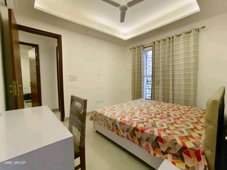 Bedroom, pushp vihar 3 Bedroom 2000 Sq.Ft. Apartment In Pushp Vihar Delhi 7913753