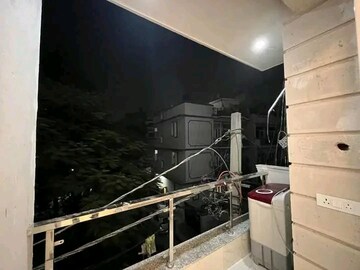 Balcony in 1 BHK Apartment at Pushp Vihar – for Rent